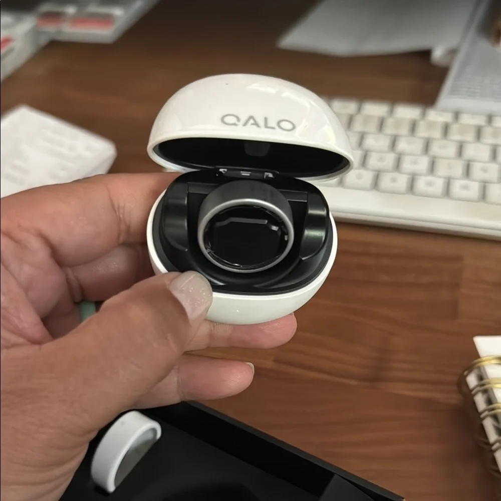 QALO QRNT Smart Ring - Silver Size 9 - Good Condition